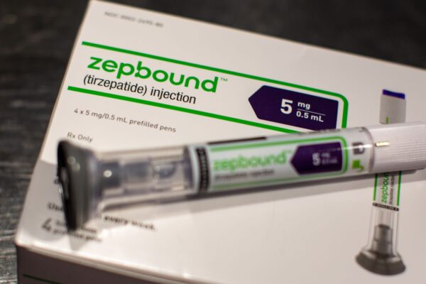 Zepbound formulated with Tirzepatide available for sale in stock,Reduce appetite, boost metabolism, and manage fat loss with this 1-month 5mg supply.